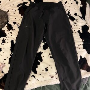 Women’s black jogger scrub pants